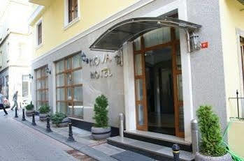 Otel Nova 5*